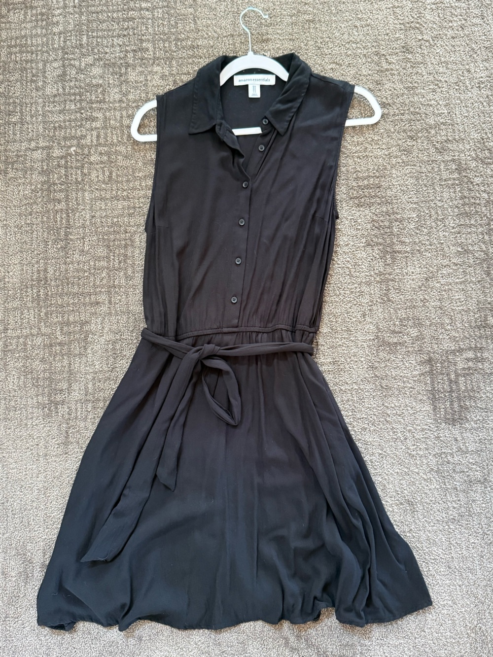 Amazon Essentials Black Sleeveless Button-Front Tie-Waist Maxi Dress
